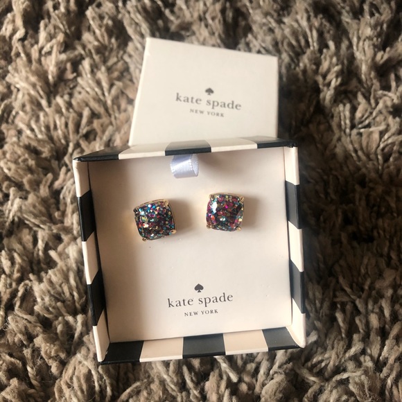 Kate Spade ♠️ Earring - Picture 2 of 3